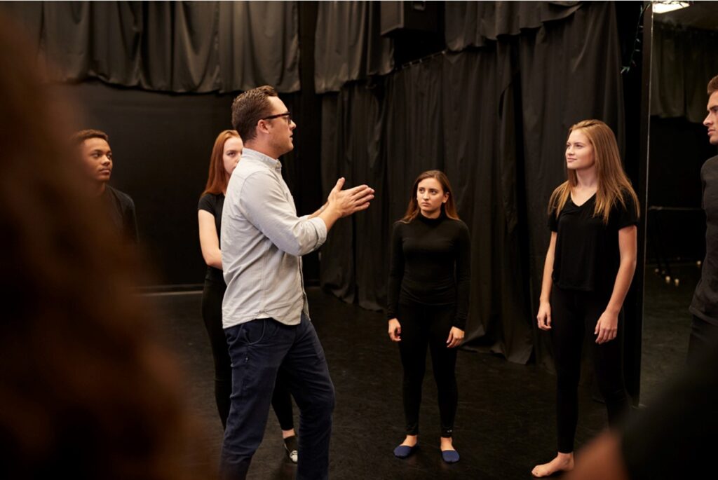 FOUR COMMON MISCONCEPTIONS ABOUT NON-METHOD ACTING THAT NEED TO BE CLARIFIED